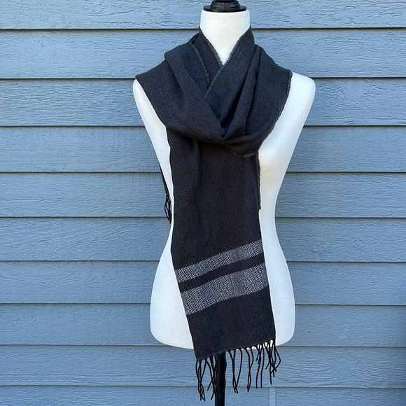 Scarf Bundle (3) - Picture 3 of 6